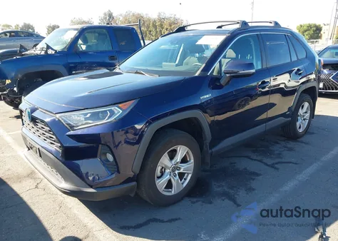 2021 Toyota Rav4 Hybrid Xle z USA, uszkodzony, nr VIN 4T3RWRFV8MU020799